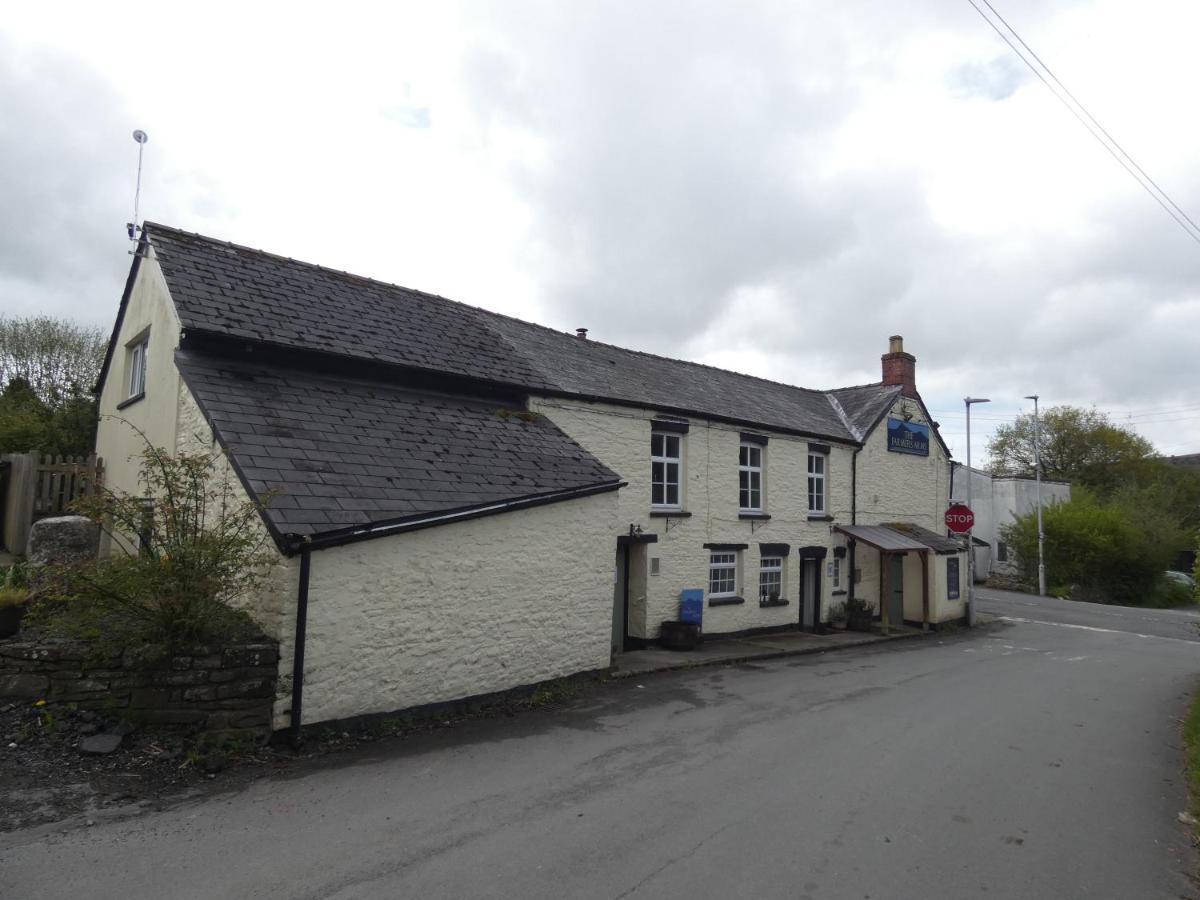 The Farmers Arms, Cwmdu Llanwddyn  Exteriör bild